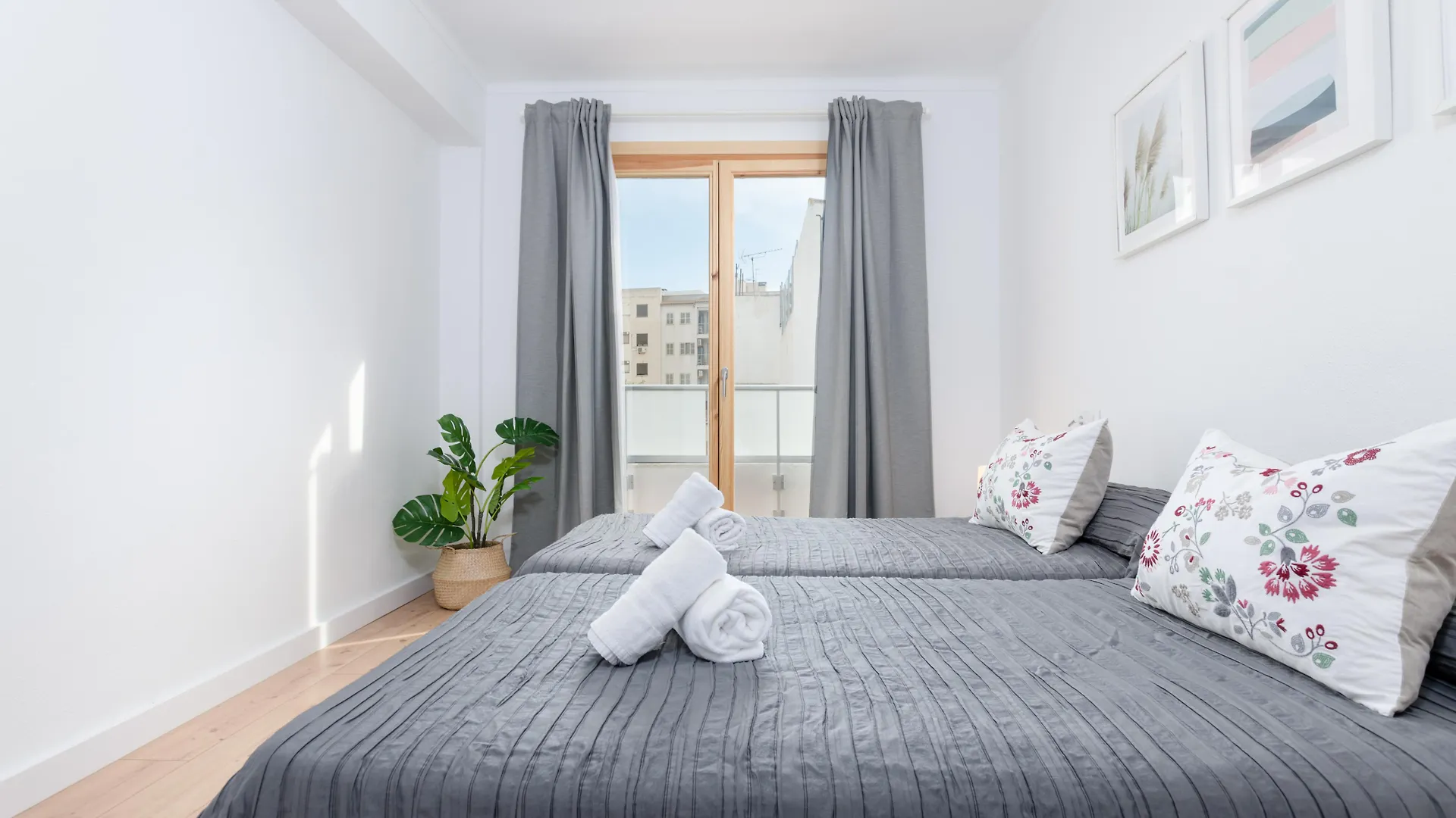 Apartamentos Yourhouse Port Alcudia  Hotel Alcudia (Mallorca)
